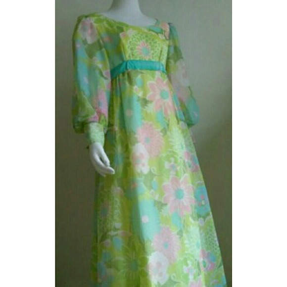 Emma Domb Dresses & Skirts - Vintage 70's Floral Maxi Dress: Emma Domb